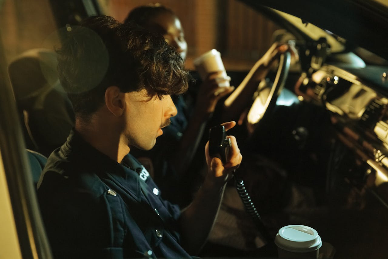 Staying Connected With Quality Mobile CB Radios - CB Radio Supply